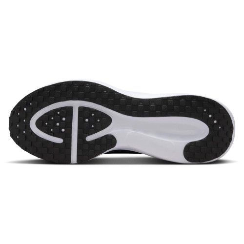 Nike Revolution 8